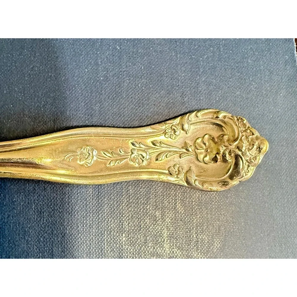 Wm Rogers BERWICK DIANA Silverplate TWISTED HANDLE BUTTER KNIFE Flatware 1904